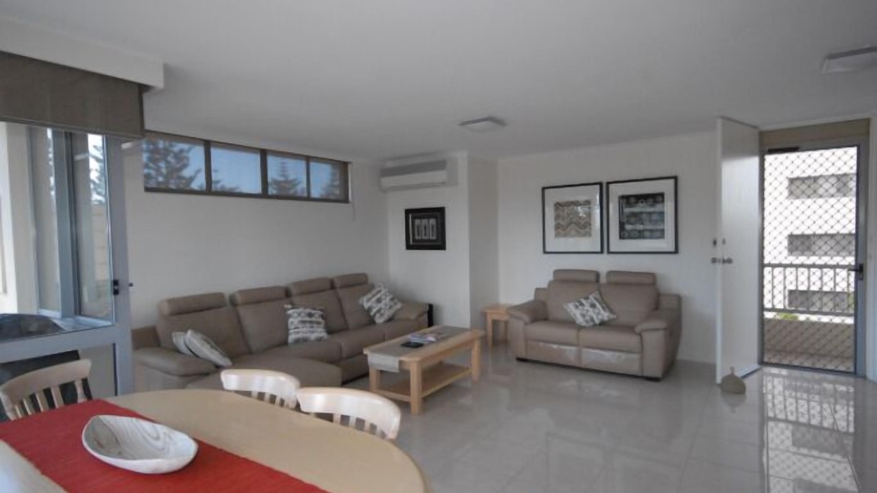 Photo of Livingroom in Burleigh Heads