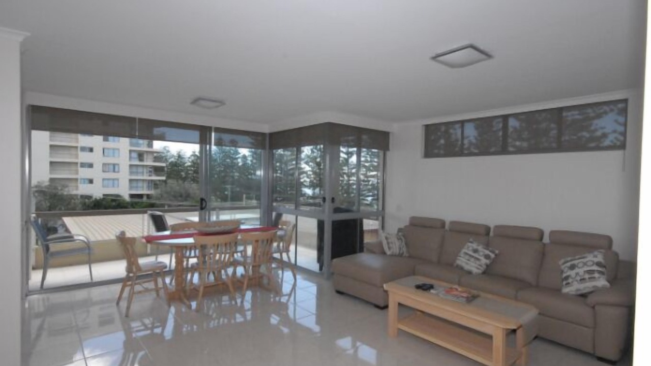 Photo of Livingroom in Burleigh Heads