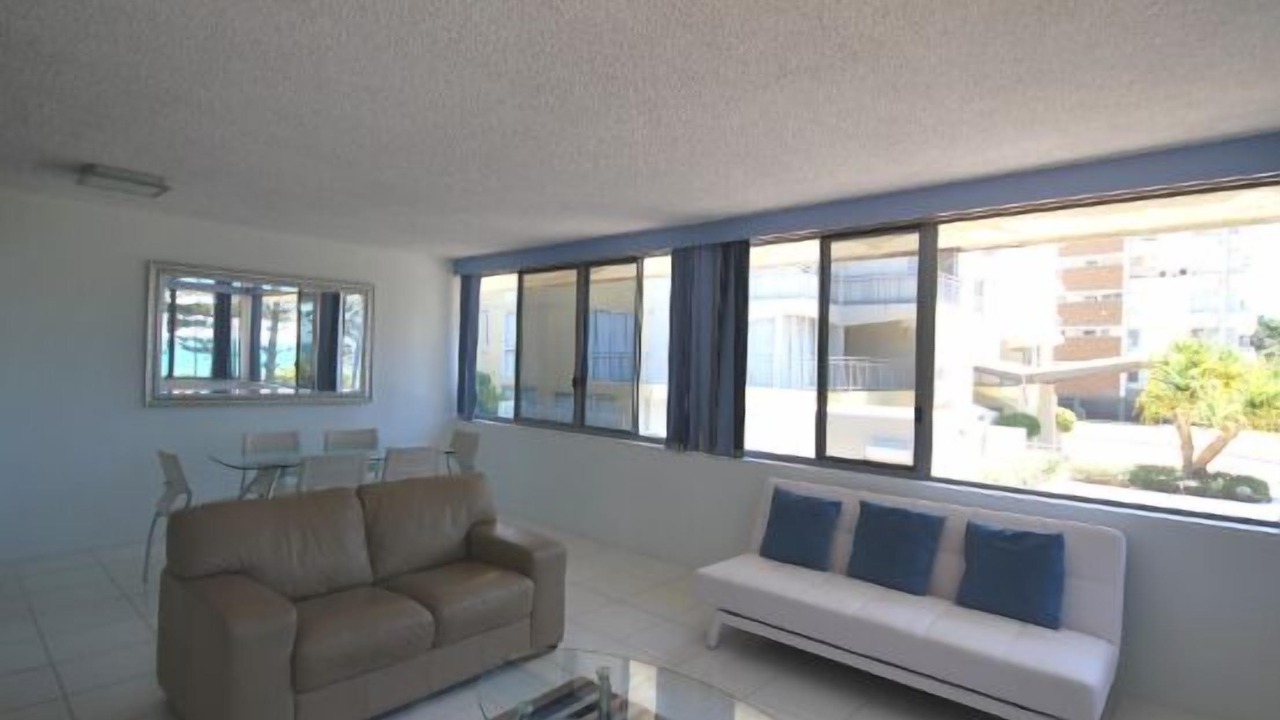 Photo of Livingroom in Burleigh Heads