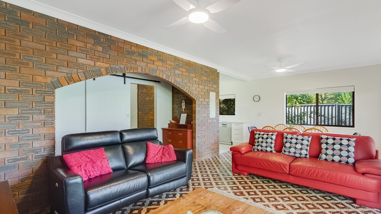 Photo of Livingroom in Currumbin Waters