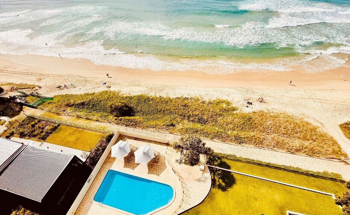 Photo of Outdoor in Main Beach