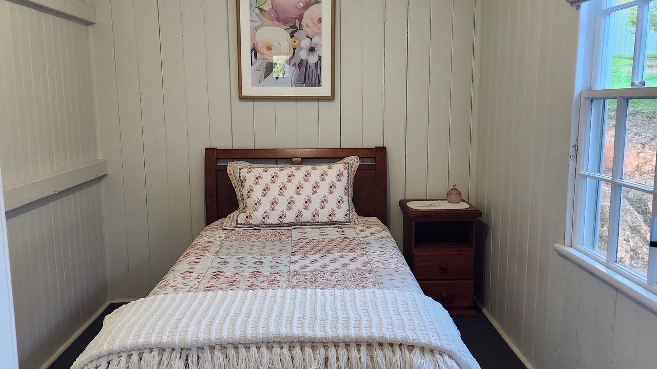 Photo of Bedroom in Greens Creek