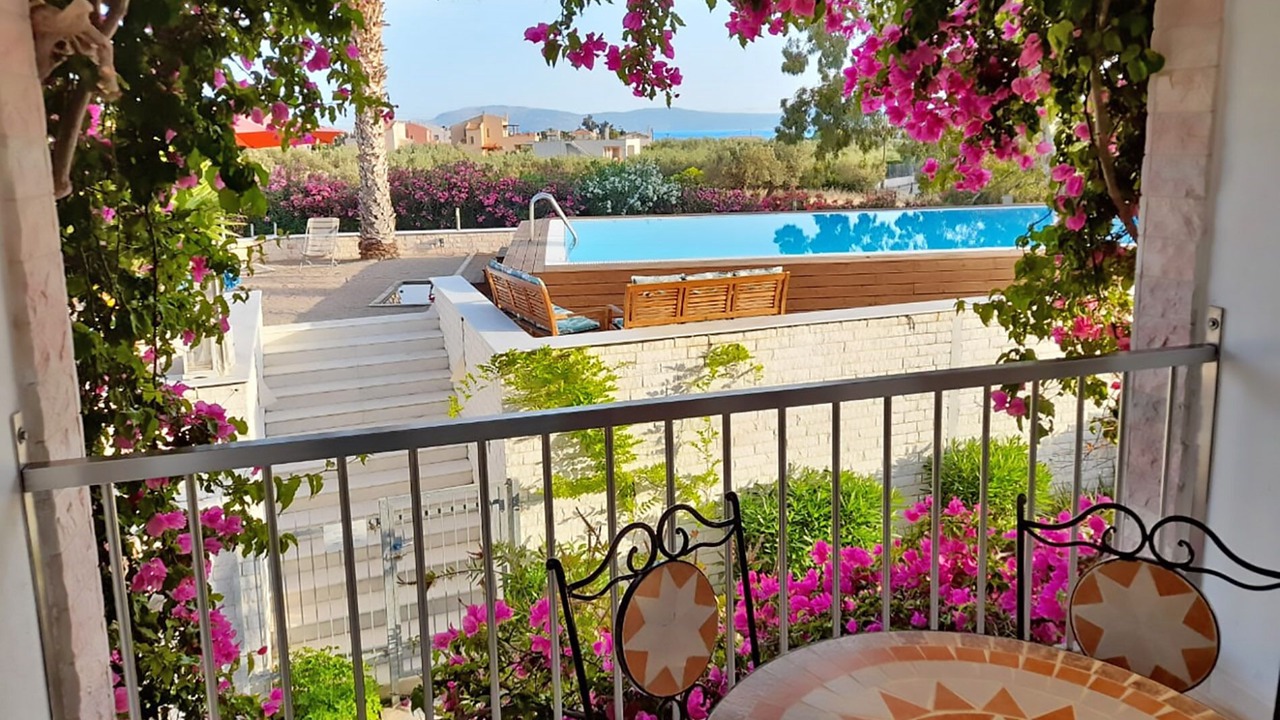 Photo of Outdoor in Plepi