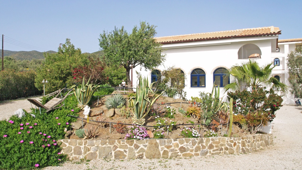 Photo of Outdoor in Plepi