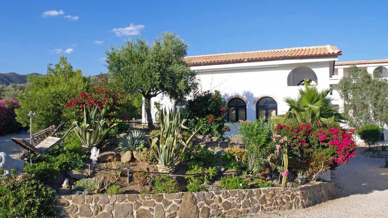 Photo of Outdoor in Plepi