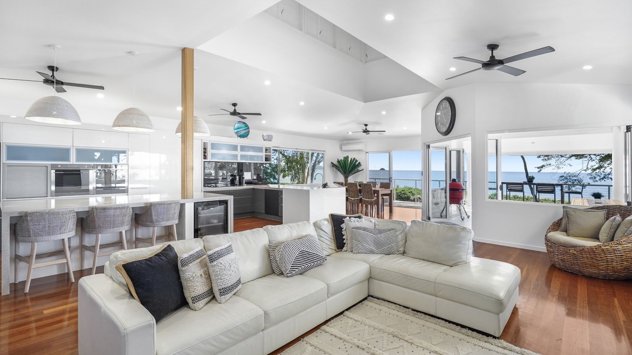 Photo of Livingroom in Clifton Beach