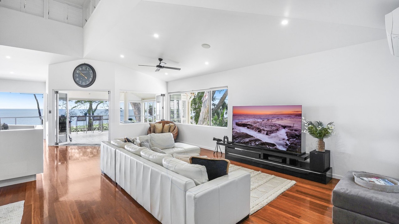 Photo of Livingroom in Clifton Beach