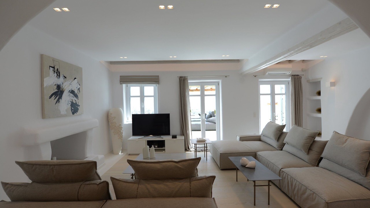 Photo of Livingroom in Tourlos
