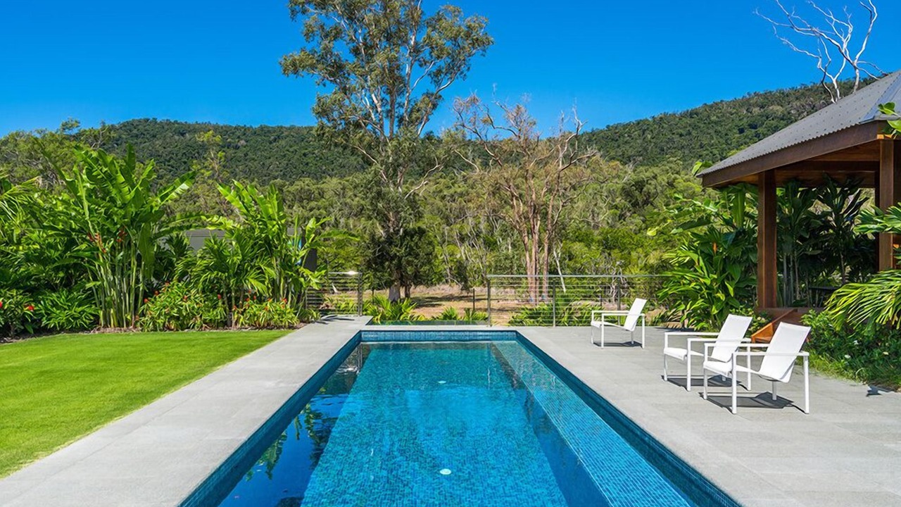 Photo of Outdoor in Flametree