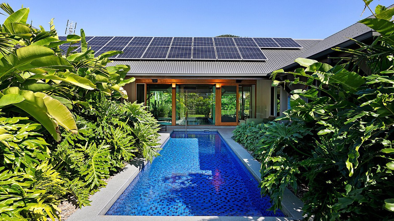 Photo of Outdoor in Flametree