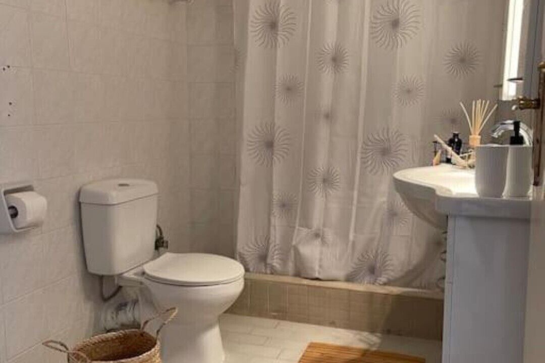 Photo of Bathroom in Lefkandi