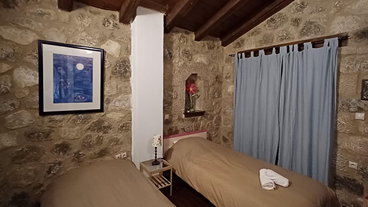 Photo of Bedroom in Lilaia