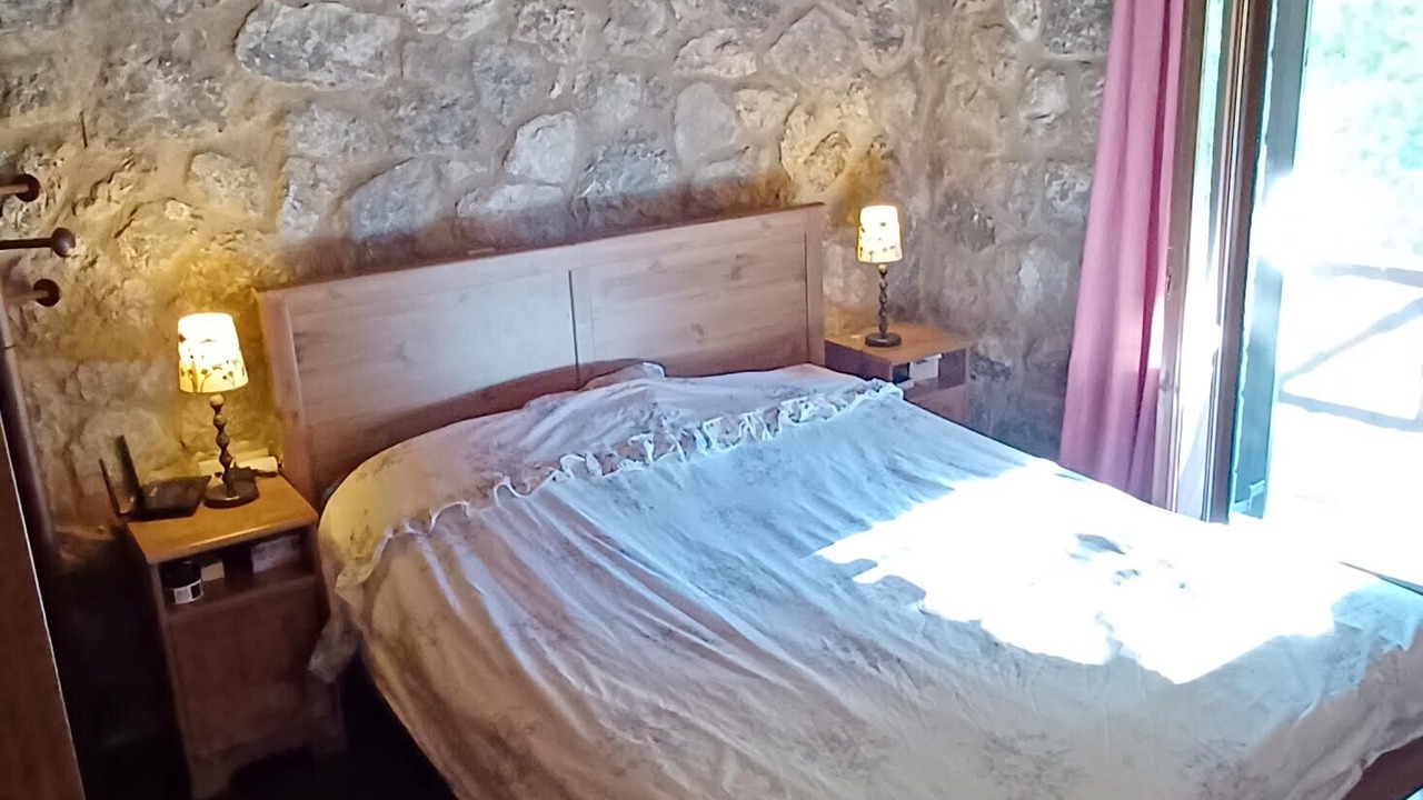 Photo of Bedroom in Lilaia