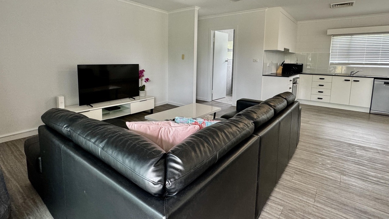 Photo of Livingroom in North Ward