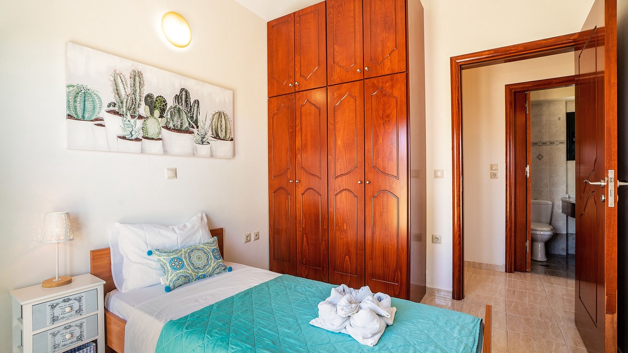 Photo of Bedroom in Lahania