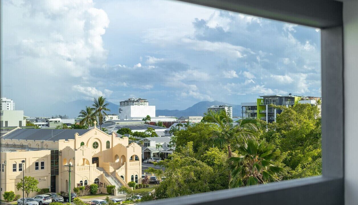 Photo of Patio Balcony in Cairns Central Business District