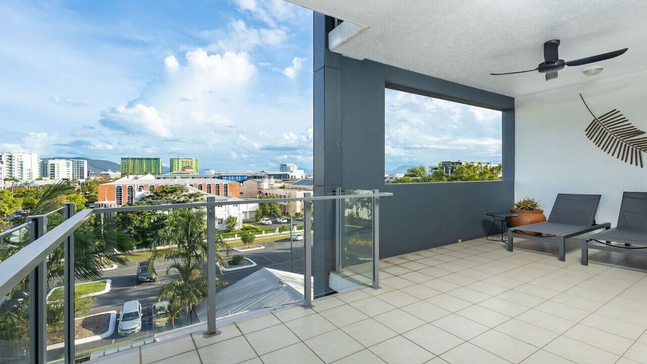 Photo of Patio Balcony in Cairns Central Business District