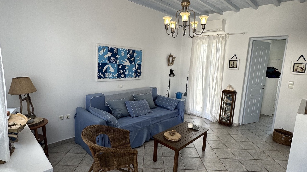Photo of Livingroom in Ornos