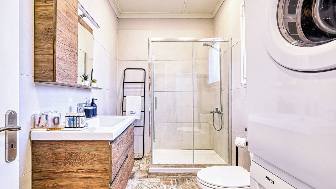 Photo of Bathroom in Nea Kios