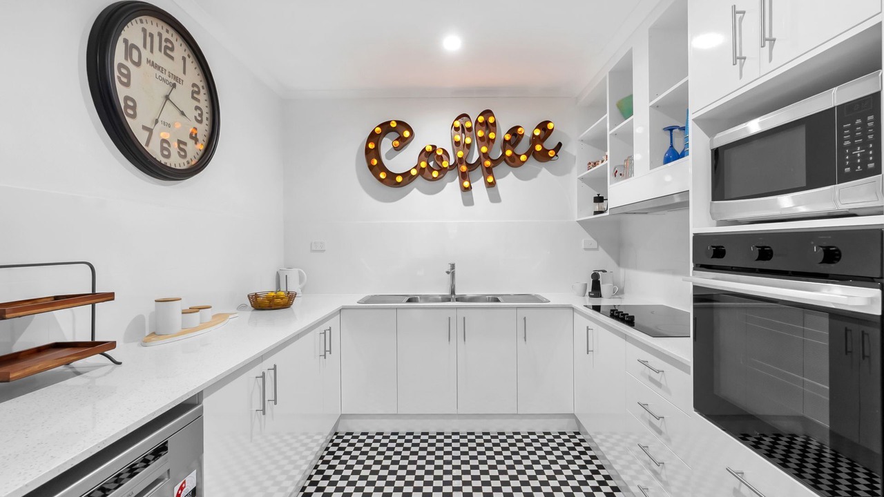 Photo of Kitchen in Trinity Beach