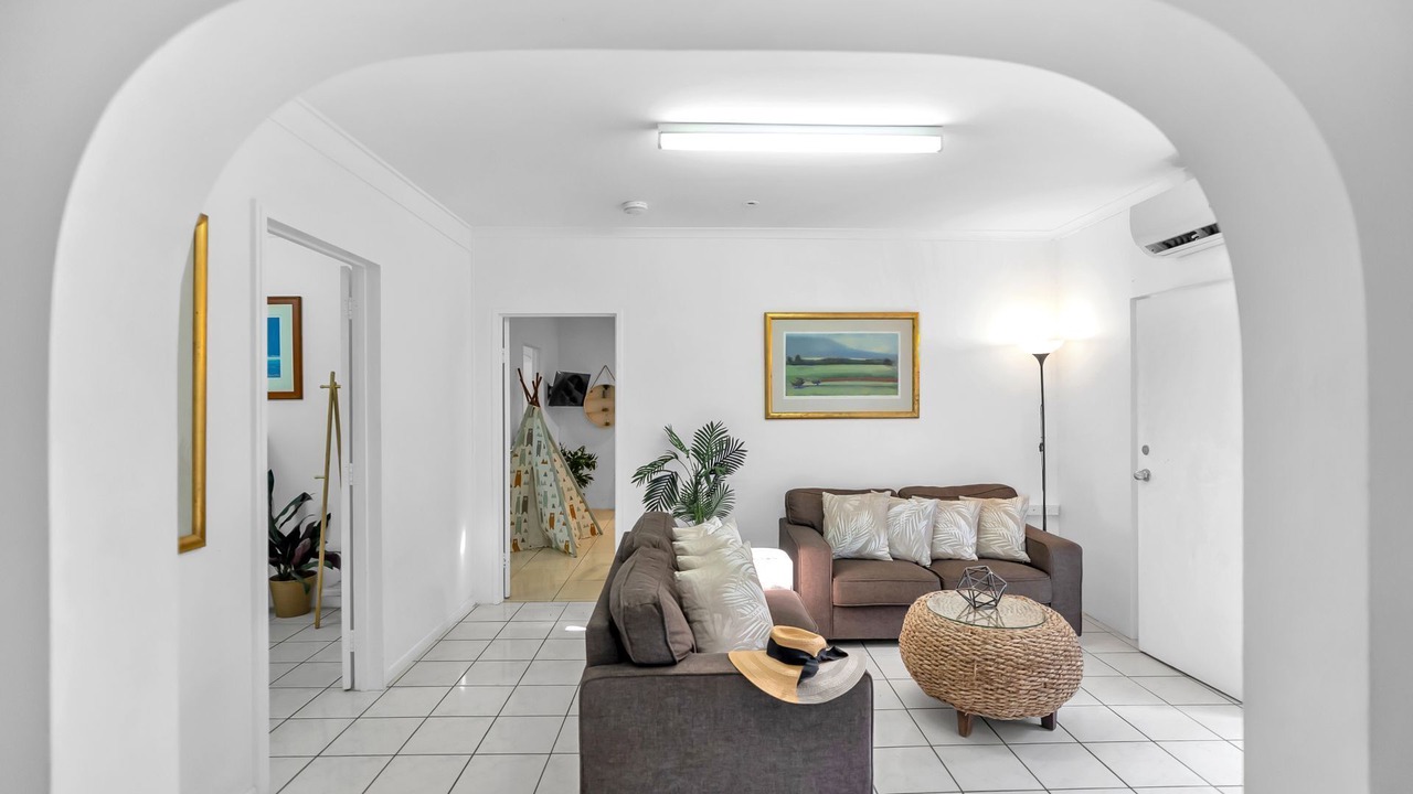 Photo of Livingroom in Trinity Beach