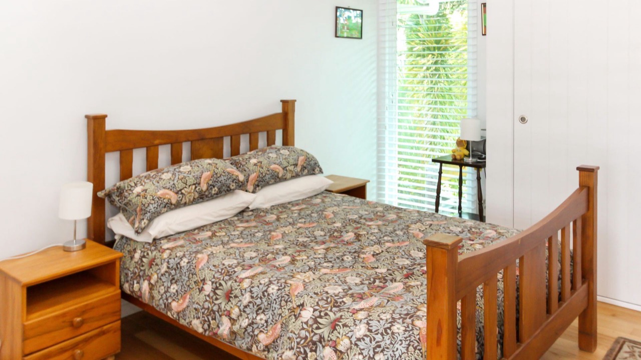 Photo of Bedroom in Nelly Bay