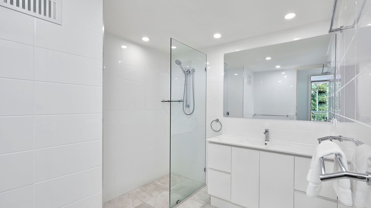 Photo of Bathroom in Clifton Beach