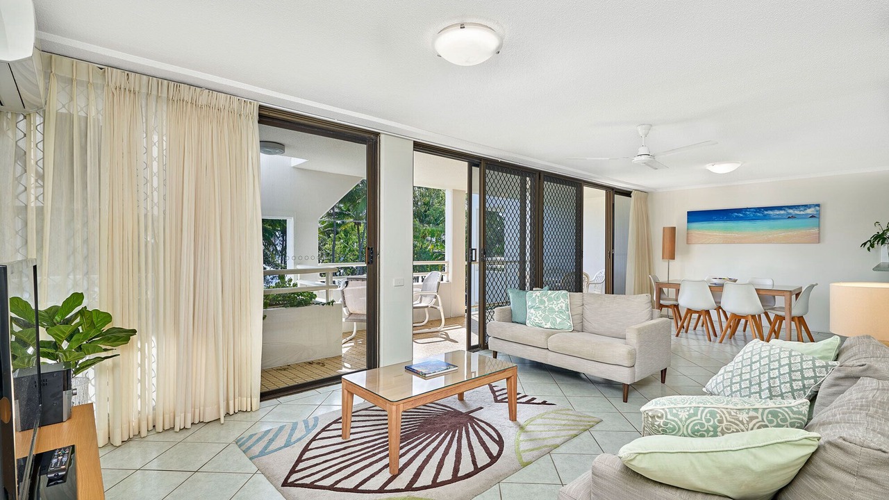 Photo of Livingroom in Clifton Beach