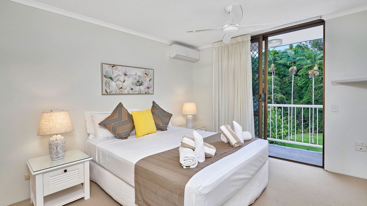 Photo of Bedroom in Clifton Beach