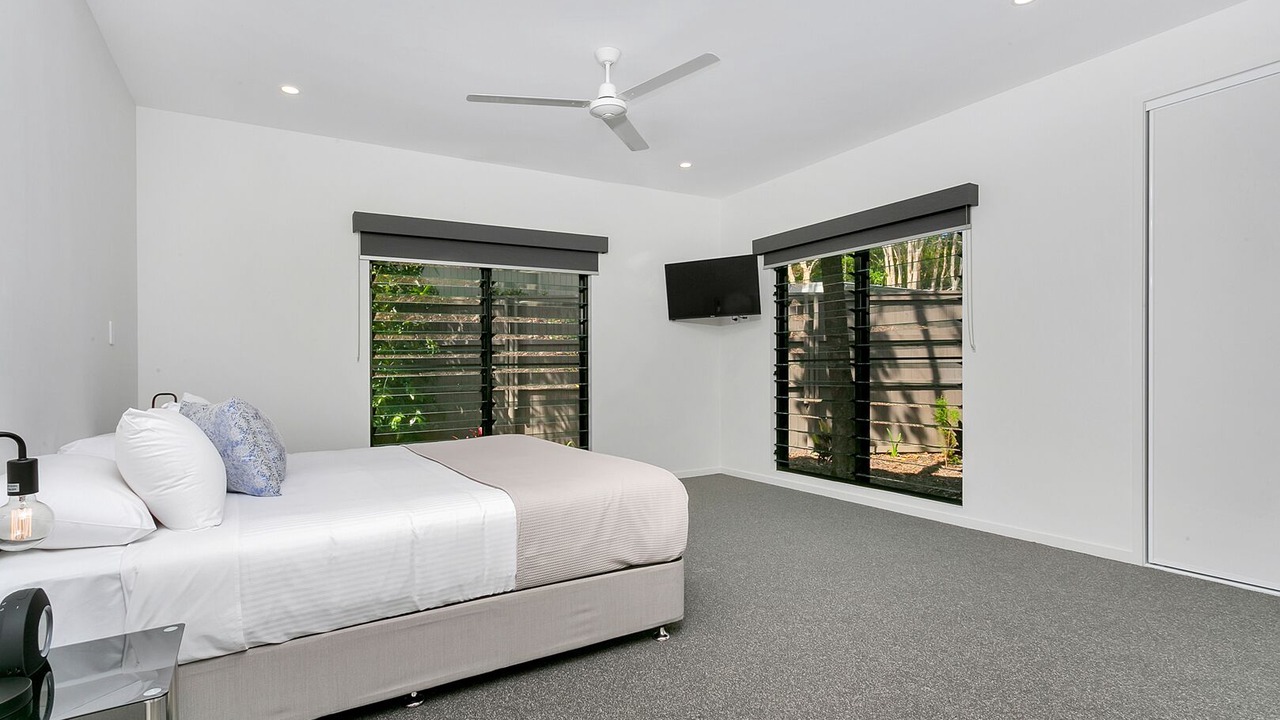 Photo of Bedroom in Clifton Beach