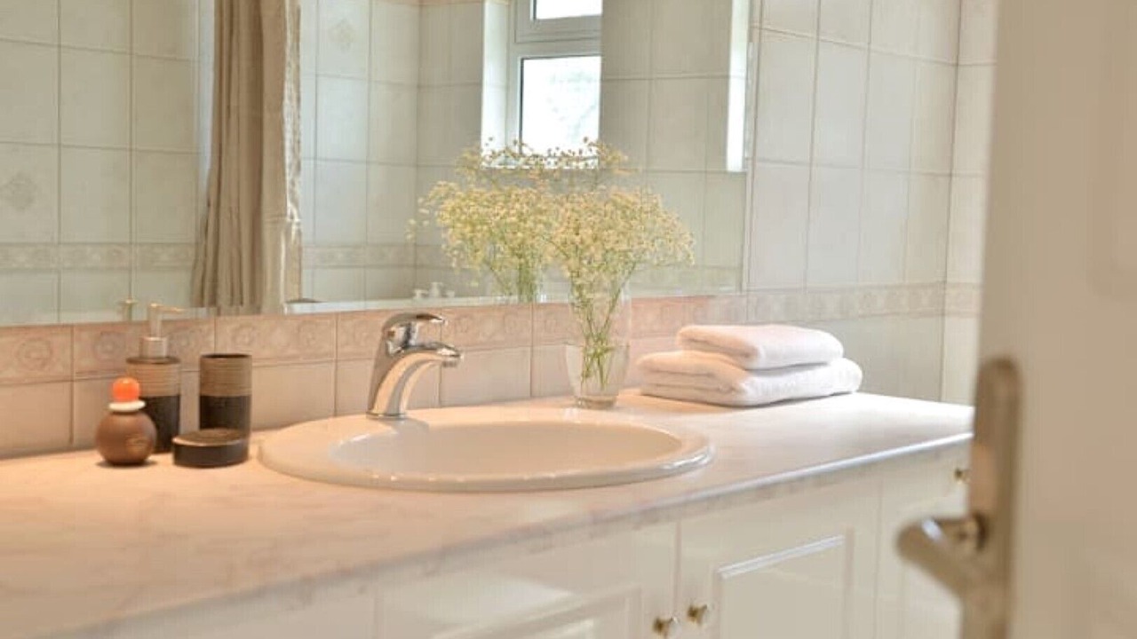 Photo of Bathroom in Spata-Artemida