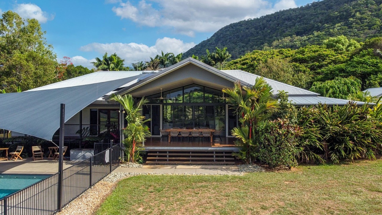 Photo of Outdoor in Mowbray