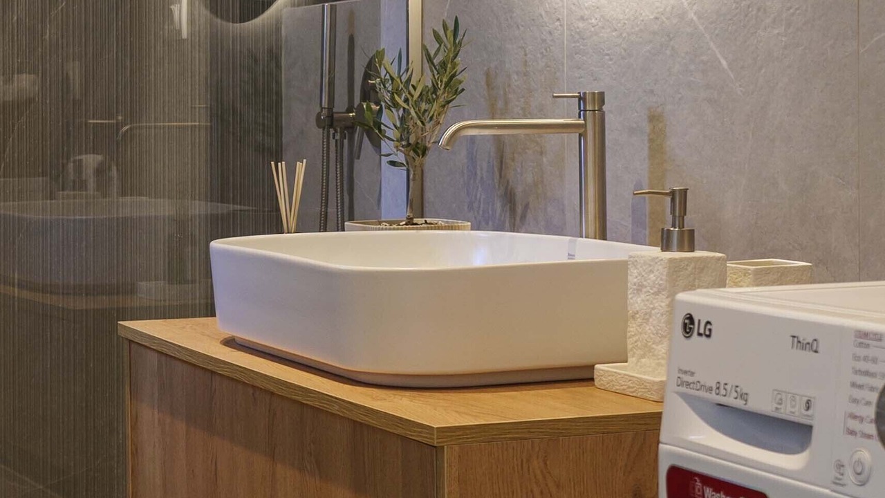Photo of Bathroom in Makrigianni