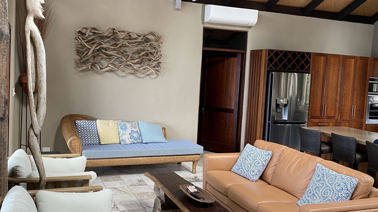 Photo of Livingroom in Newell