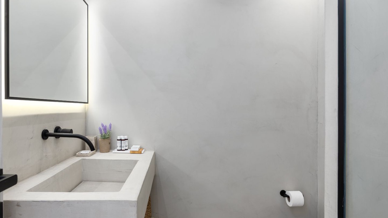 Photo of Bathroom in Saronikos