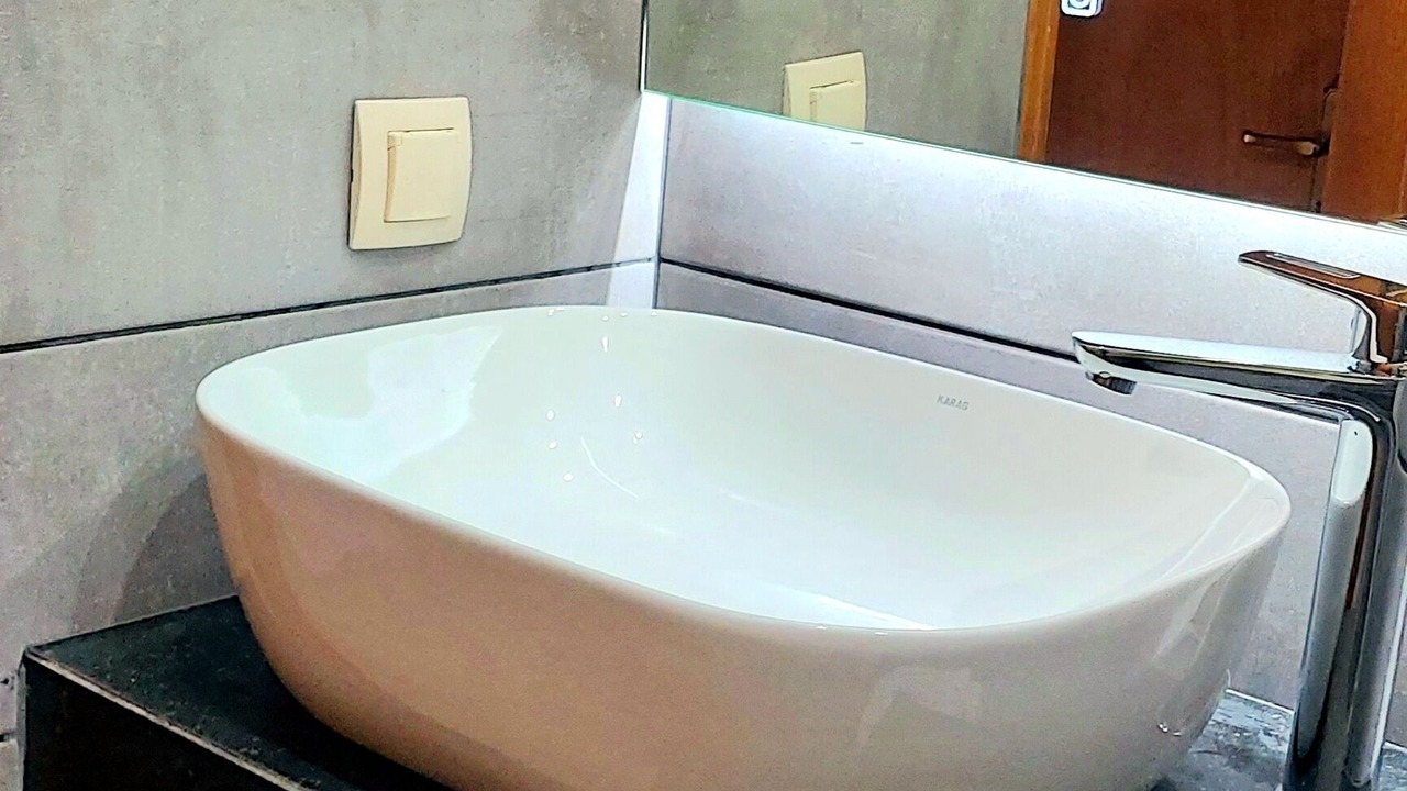 Photo of Bathroom in Nea Mesagkala