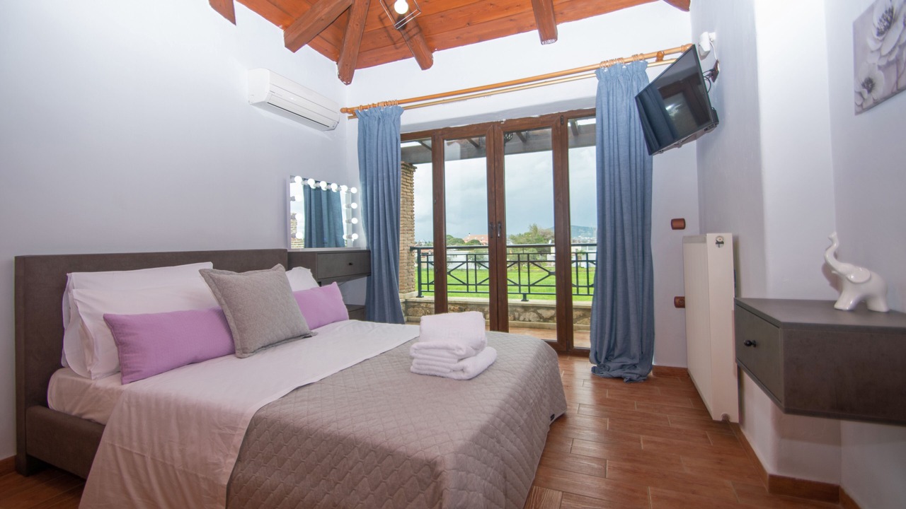 Photo of Bedroom in Gaitanion