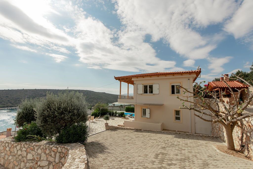 Photo of Outdoor in Vivari
