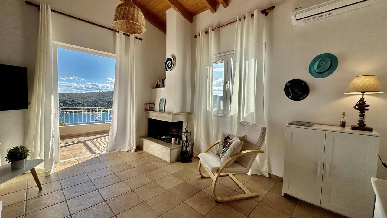 Photo of Livingroom in Vivari