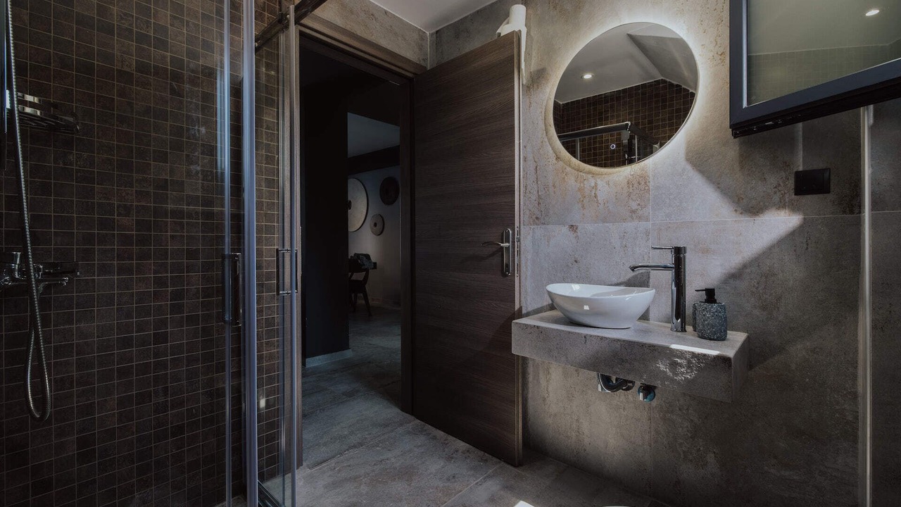 Photo of Bathroom in Mytikas