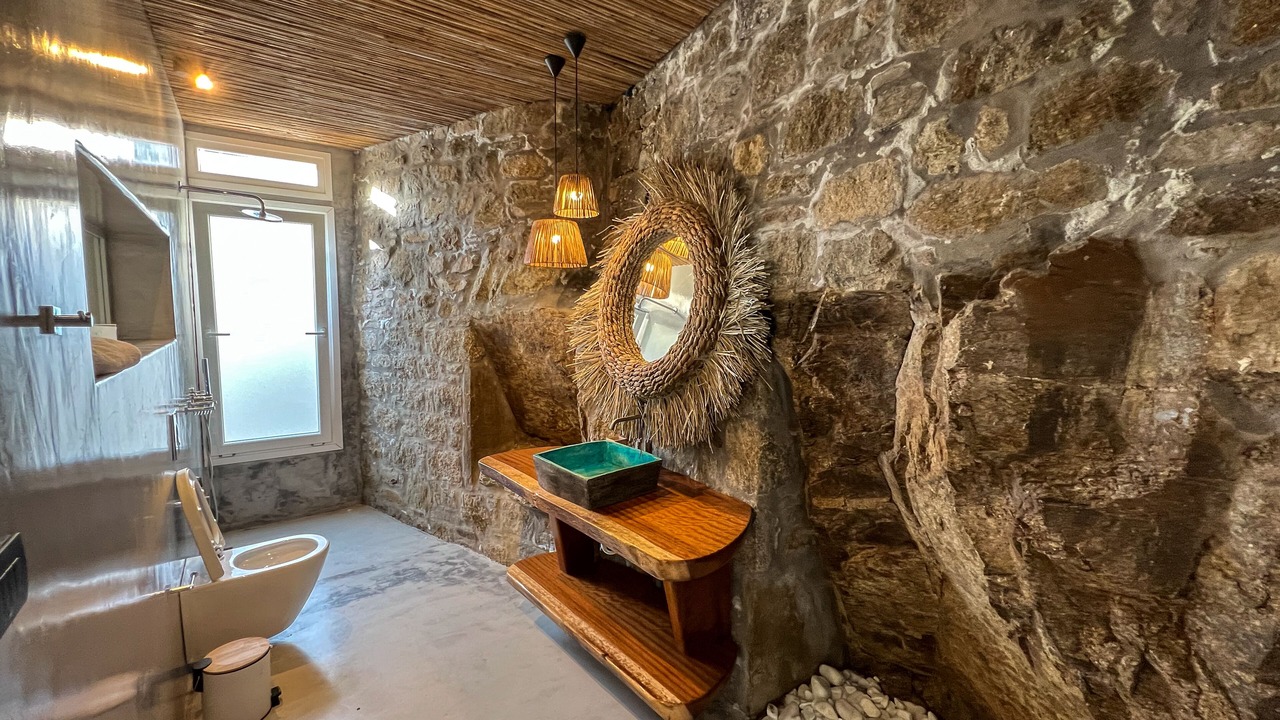Photo of Bathroom in Faros Armenistis