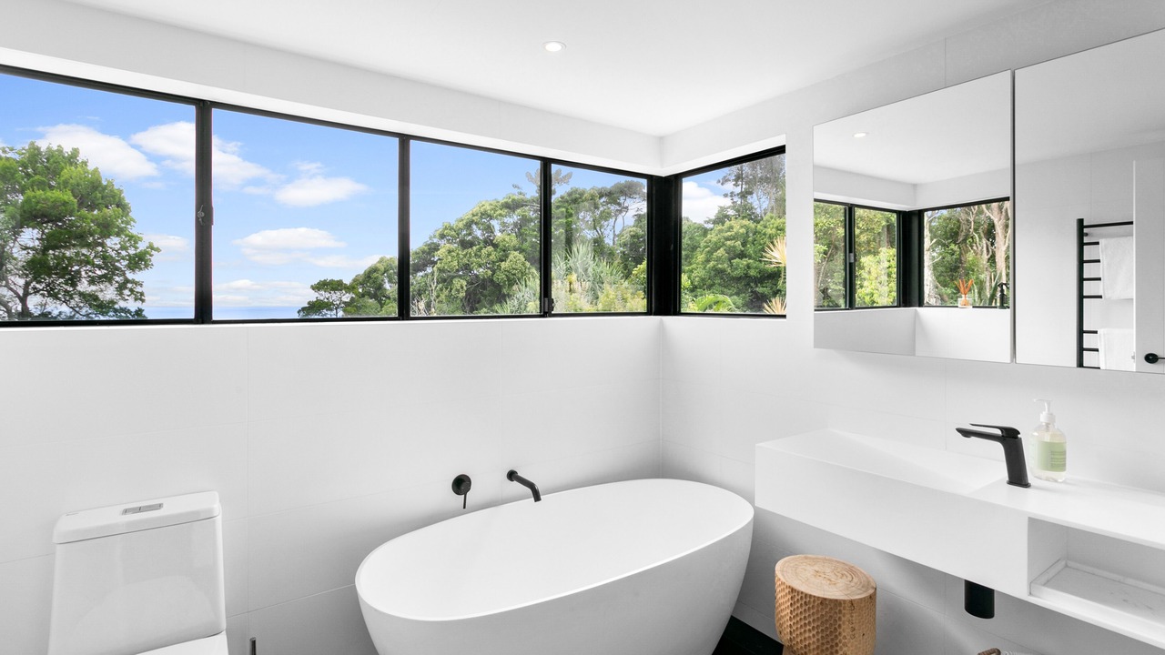 Photo of Bathroom in Coolum Beach