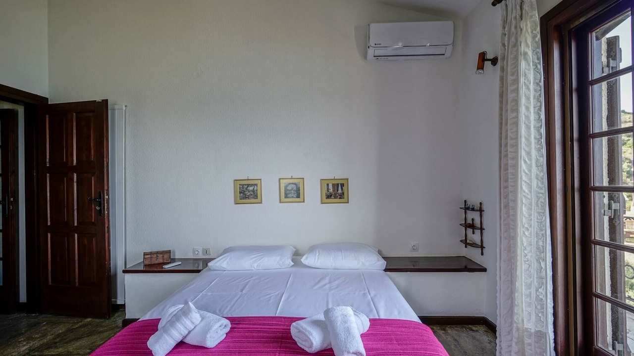 Photo of Bedroom in Agii Apostoli