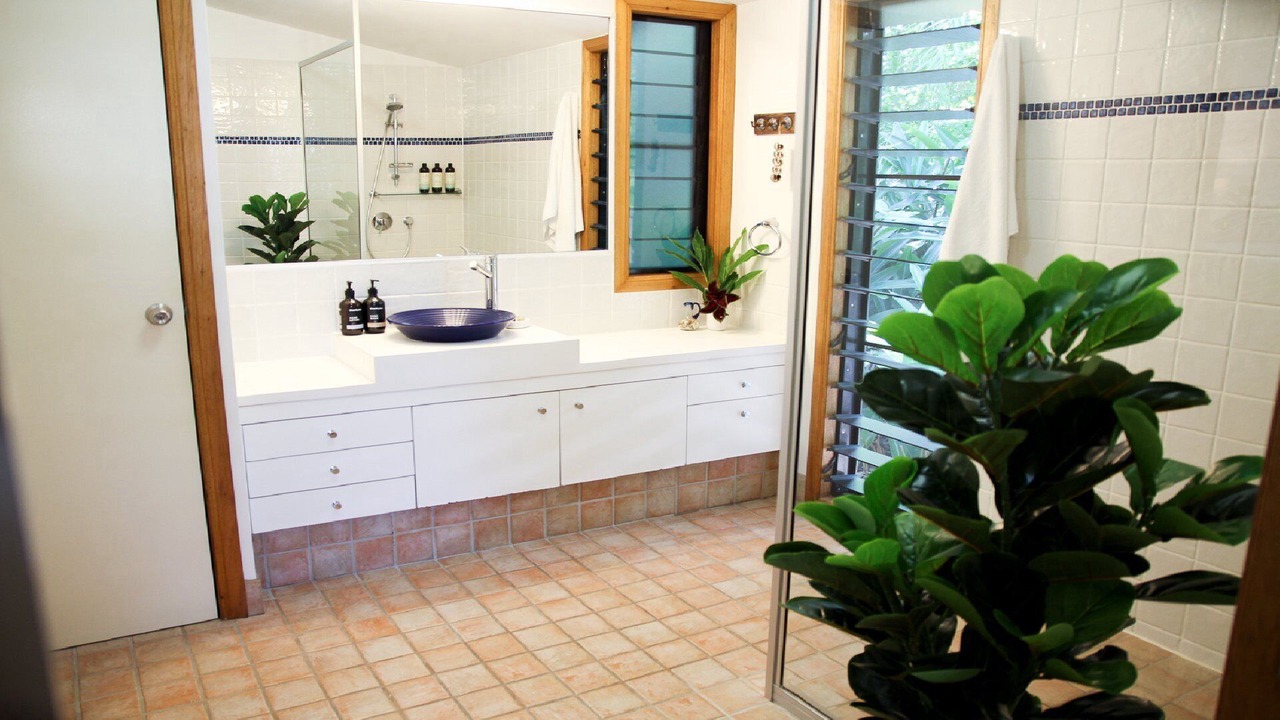Photo of Bathroom in Picnic Bay