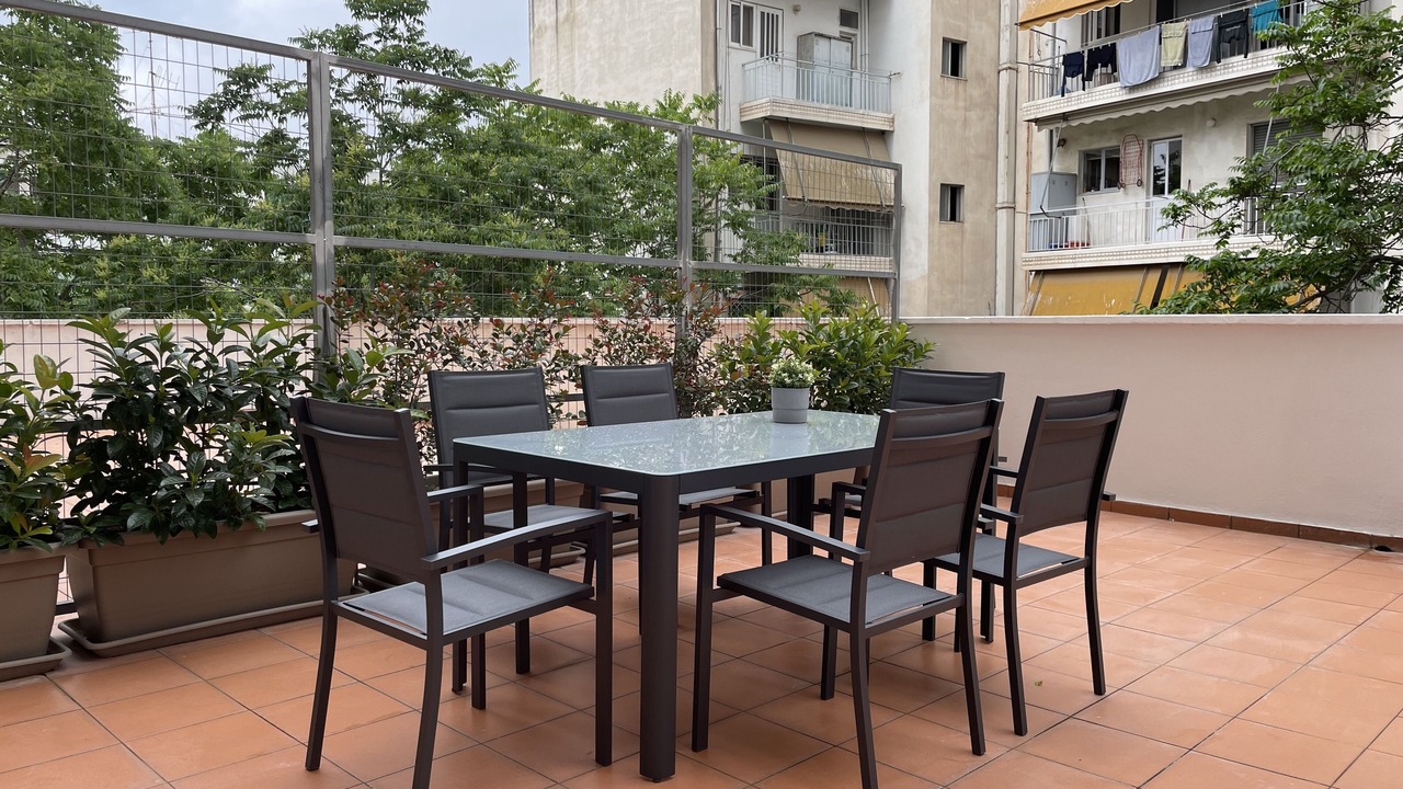 Photo of Outdoor in Neos Kosmos