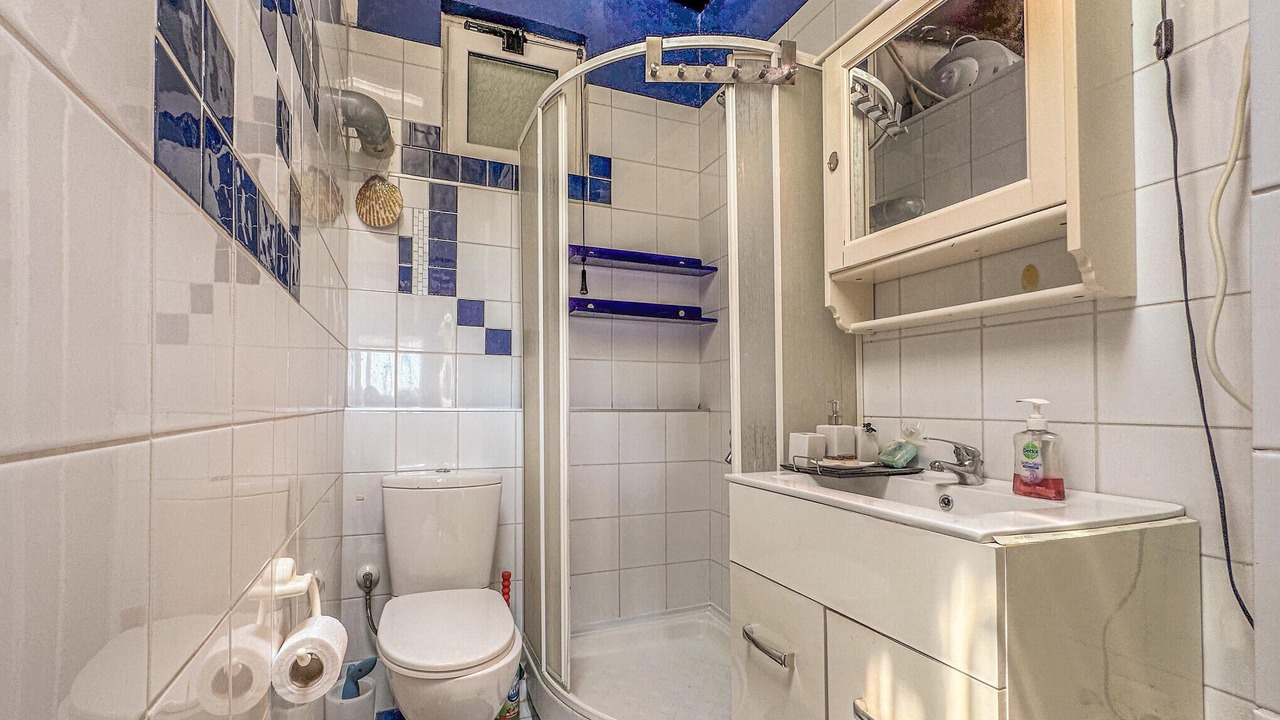 Photo of Bathroom in Kropia