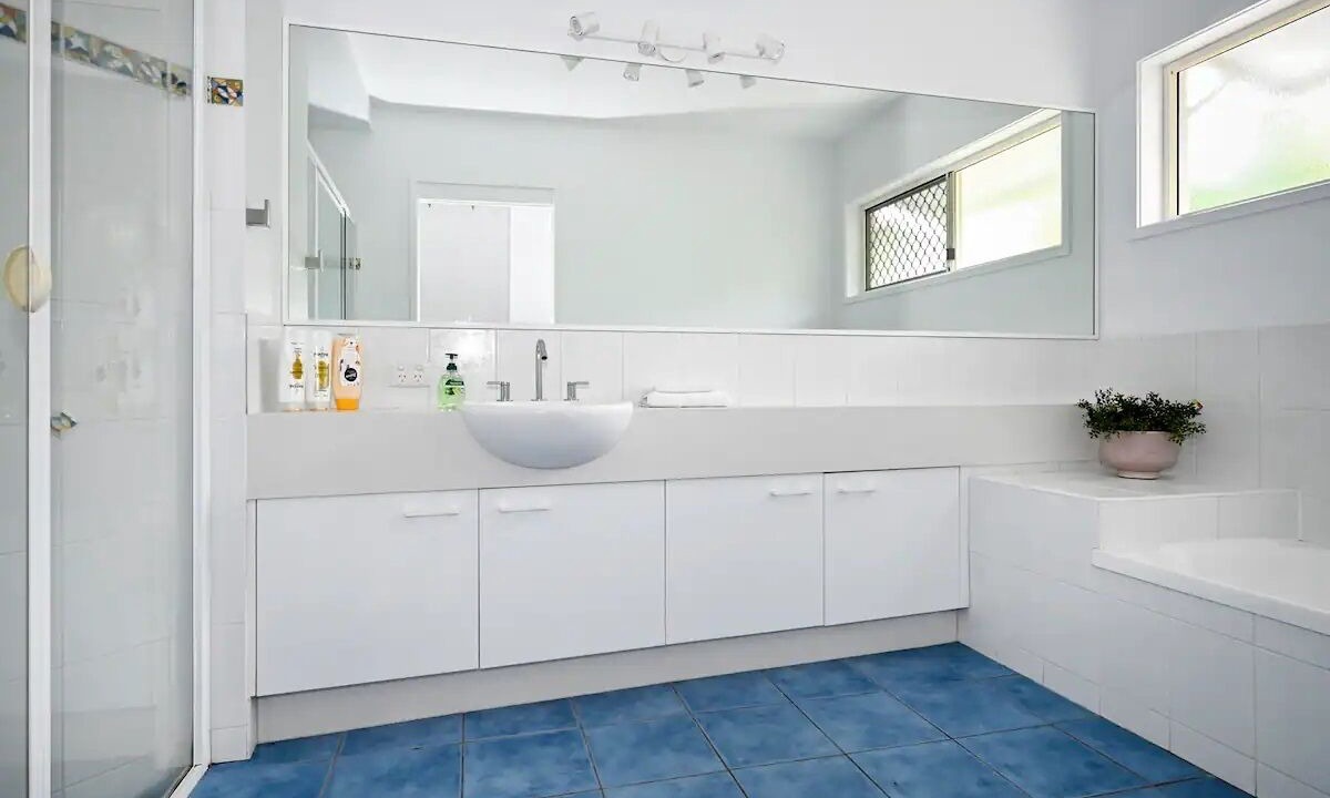 Photo of Bathroom in Mooloolaba