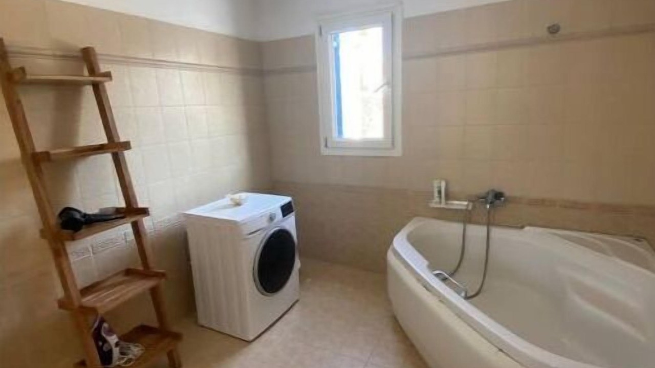 Photo of Bathroom in Paraga