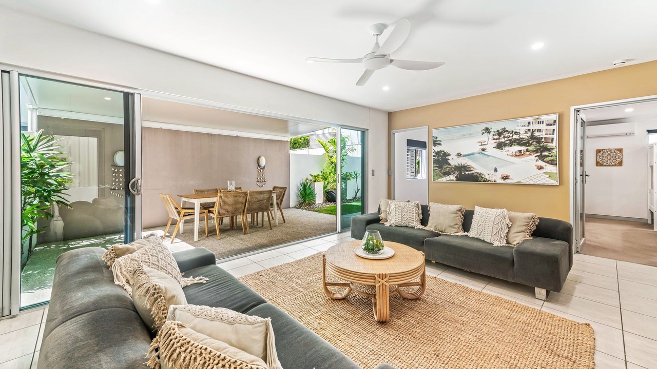 Photo of Livingroom in Alexandra Headland