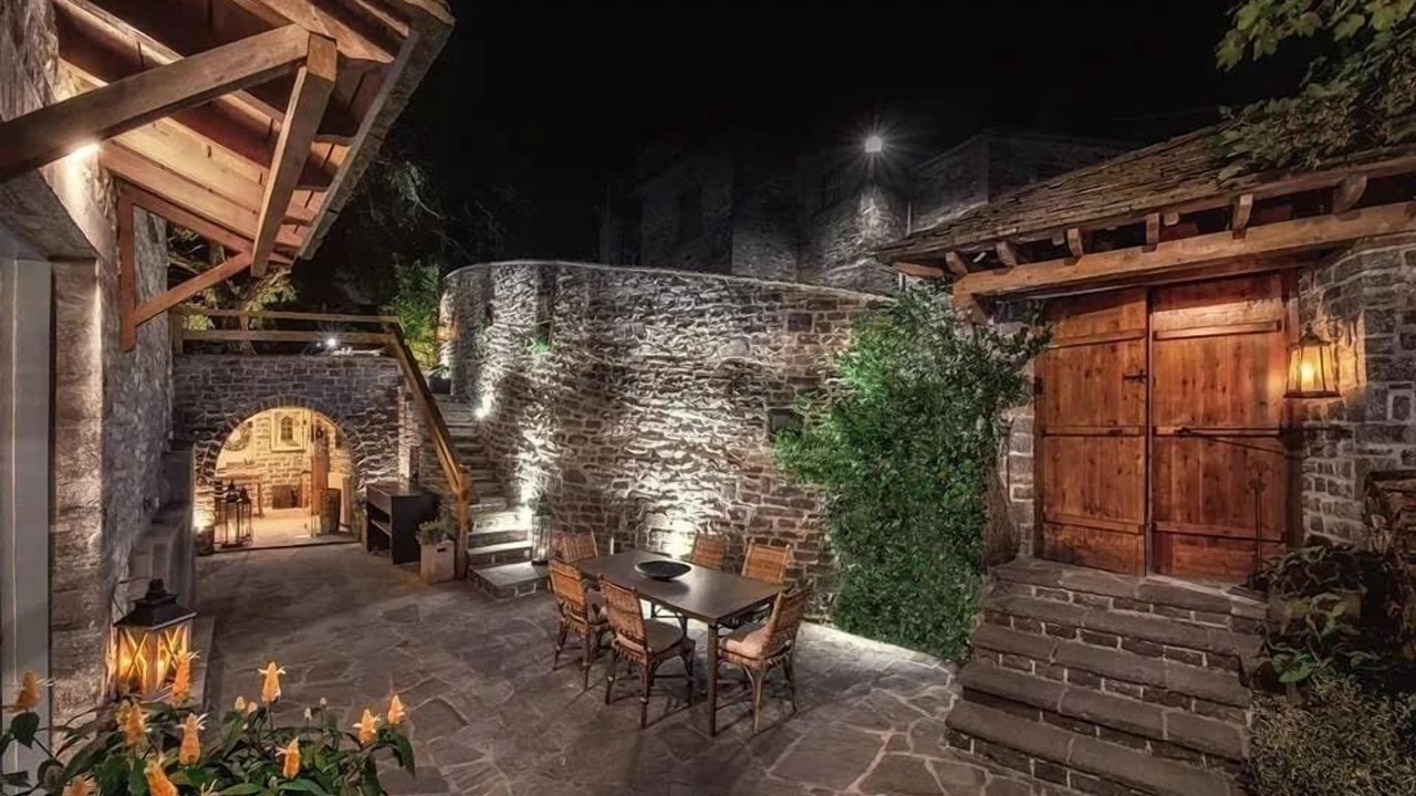 Photo of Outdoor in Dikoryfo